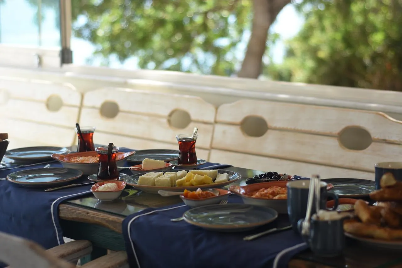 Homestay Deniz Evi Otel Cesme Turkey